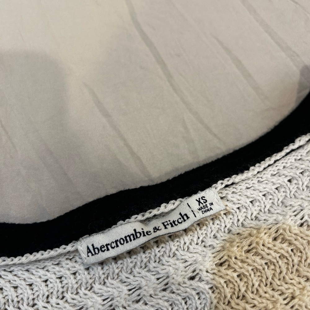 Abercrombie & Fitch Crochet Top - Picture 4 of 4